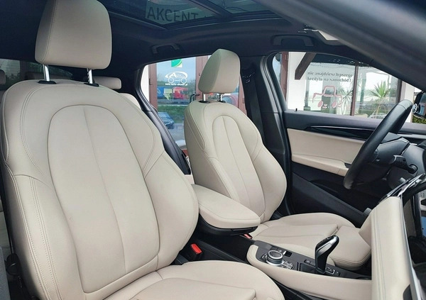 BMW X2 cena 130000 przebieg: 17751, rok produkcji 2020 z Zielonka małe 631
